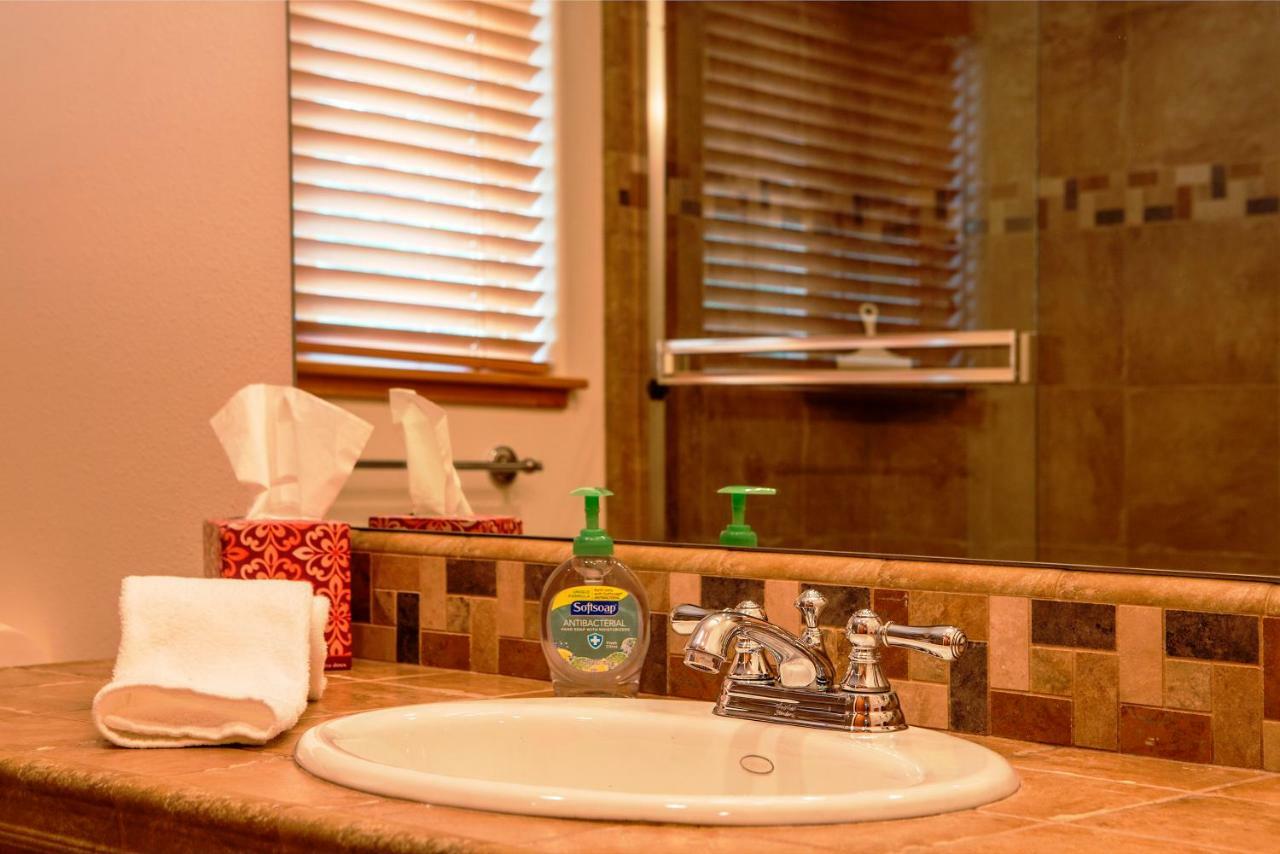 5-Star Luxury Tahoe Cabin! Great Location! Pool Table!Darts! Poker! Ping Pong! Games! South Lake Tahoe Exterior foto